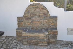 [Galeria] Fonte Pública na Junceira Reconstruída