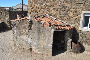 [Galeria] Forno Comunitário da Pedra do Altar com Nova Cobertura